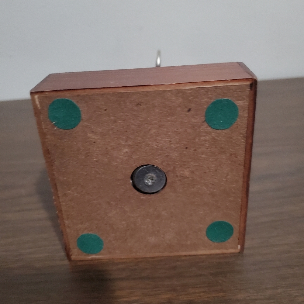 Wooden Rotating coffee mug holder - Picture 4 of 5